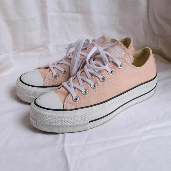 Platform Low Top Converse Light Pink Women’s US 8 - Picture 2 of 7